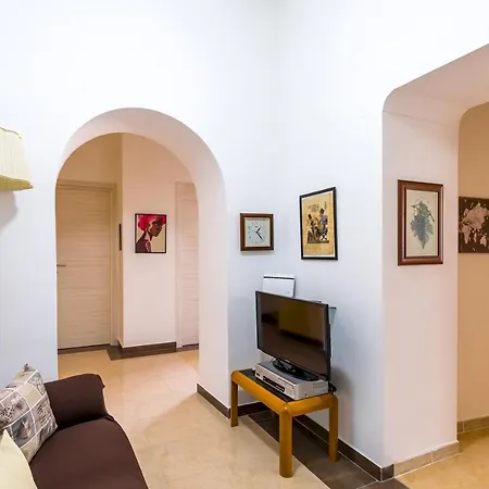 Rione Emanuele Iii - 4 Bedroom Naples