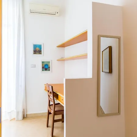 Rione Emanuele Iii - 4 Bedroom Naples
