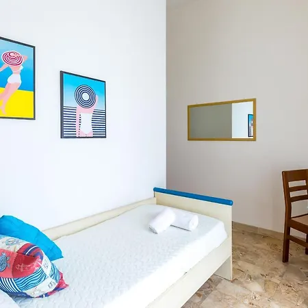 Apartment Rione Emanuele Iii - 4 Bedroom