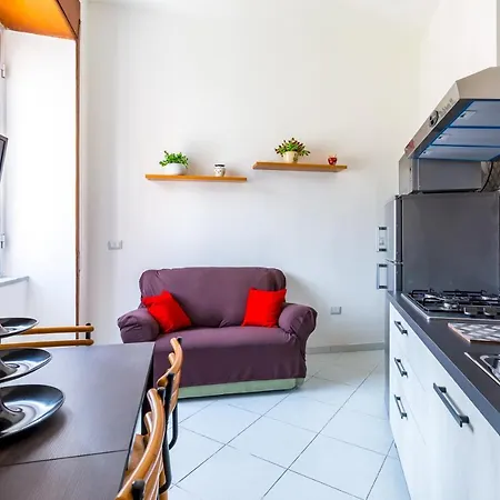 Apartment Rione Emanuele Iii - 4 Bedroom *