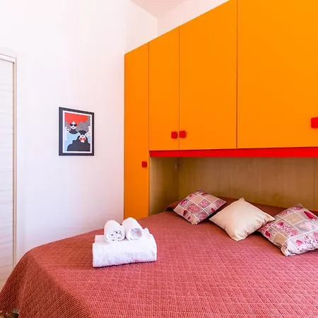Apartment Rione Emanuele Iii - 4 Bedroom